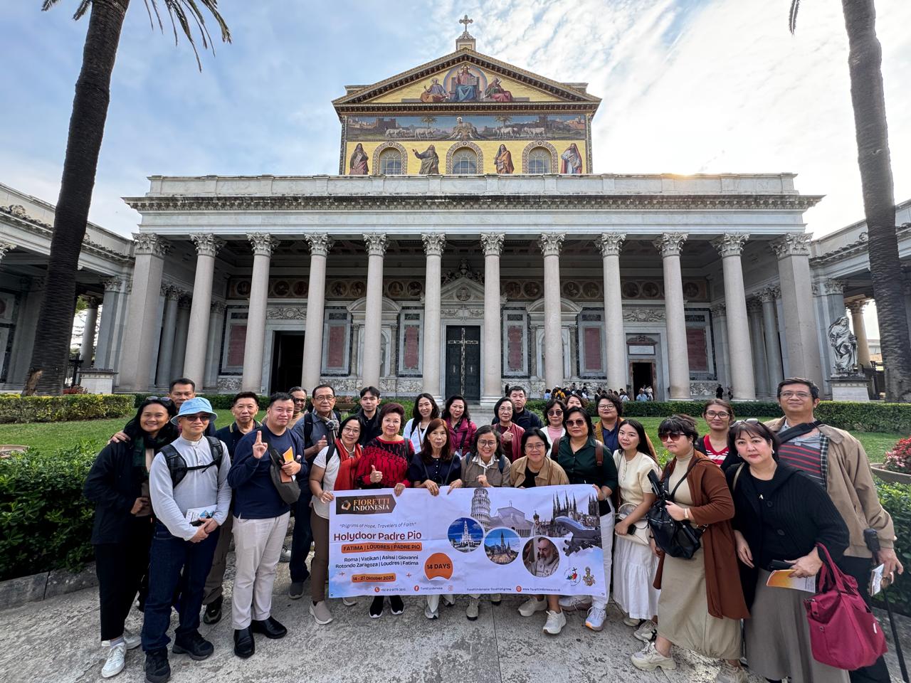 HOLYDOOR PADRE PIO 2025